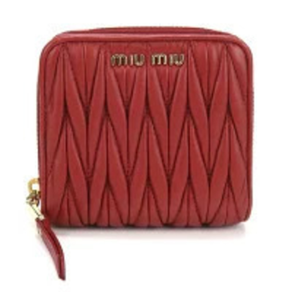 Miu Miu Matelasse Compact Wallet Zip Red